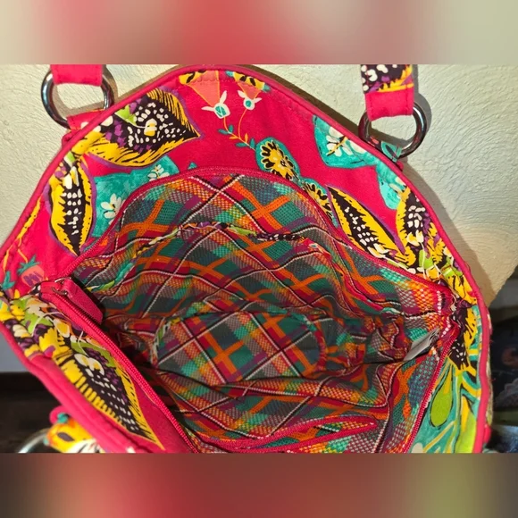Purse & Wallet Vera Bradley| Rumba Paisley Floral | Like New! - Picture 5 of 10